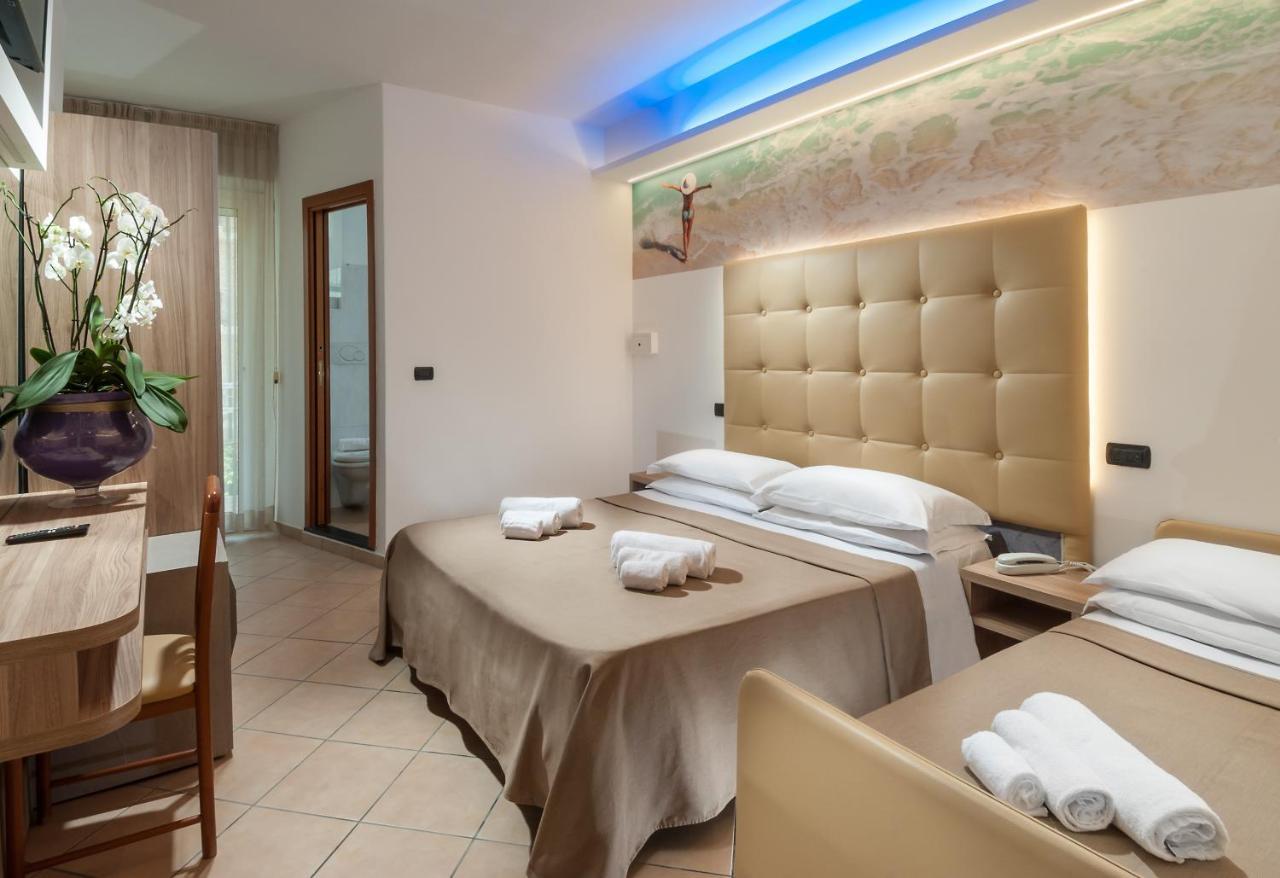 Hotel Lido Cattolica Zewnętrze zdjęcie