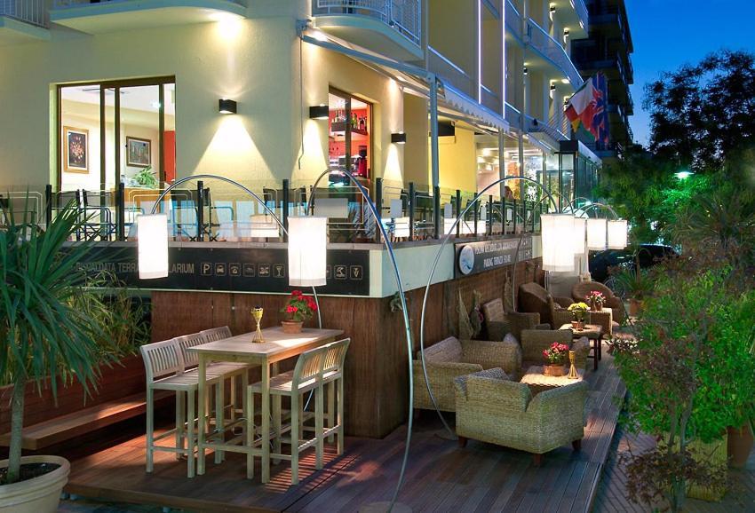 Hotel Lido Cattolica Zewnętrze zdjęcie