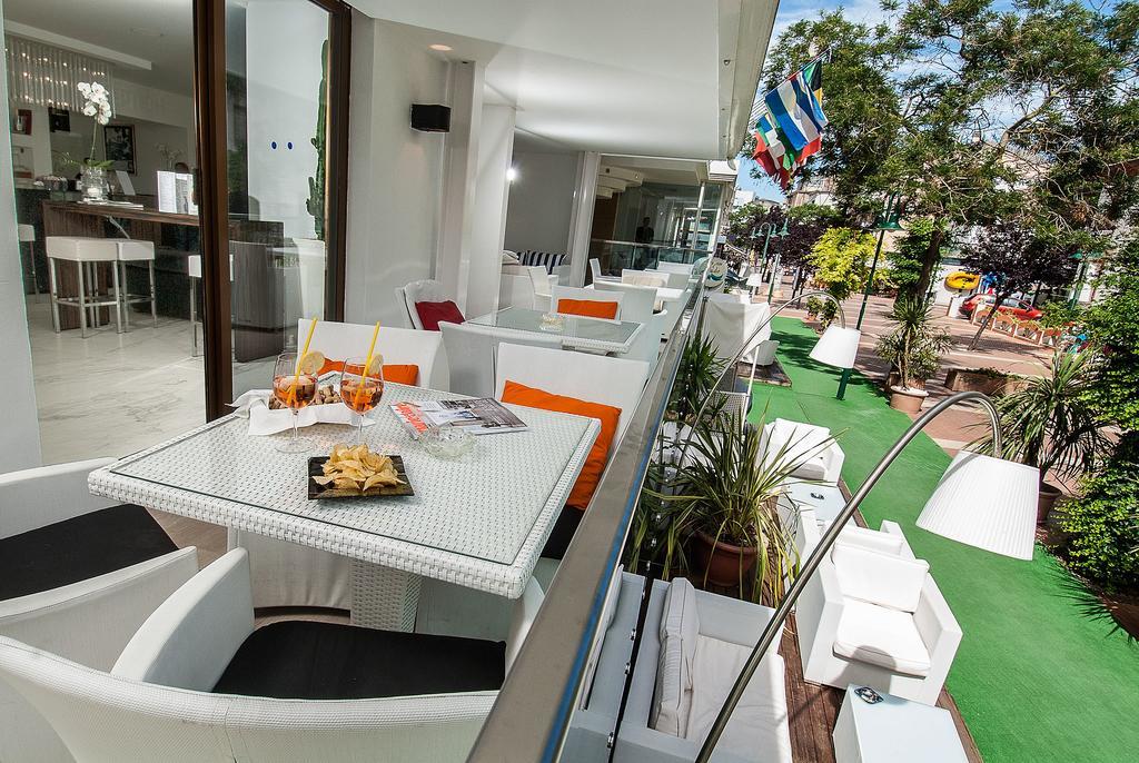 Hotel Lido Cattolica Zewnętrze zdjęcie